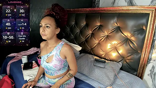 DalayMoore online show from March 12, 7:42 pm