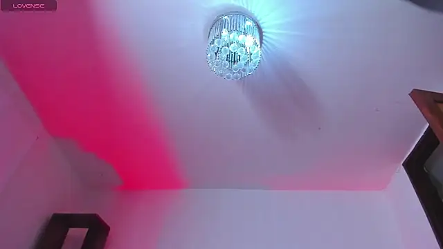Snapshot of Dayana__Ospina chatting on March 7, 1:42 am Dayana Ospina online show from March 7, 1:42 am