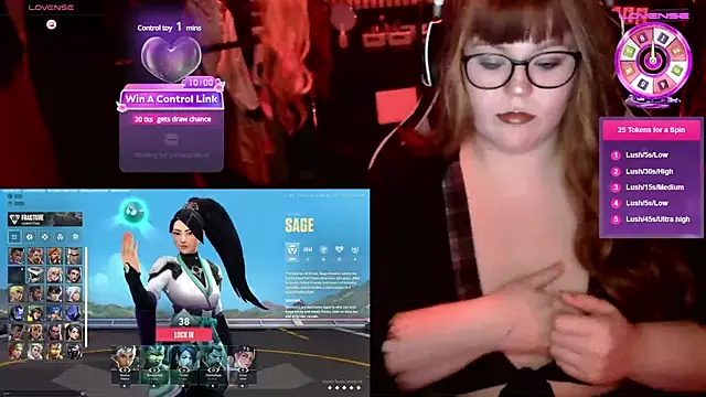 Snapshot of EveBaker04 chatting on March 19, 6:55 pm EveBaker04 online show from March 19, 6:55 pm