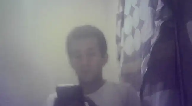 Snapshot of EstebanAkyLu chatting on February 4, 7:18 am EstebanAkyLu online show from February 4, 7:18 am