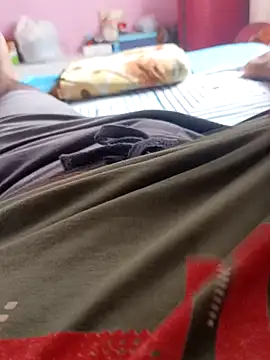 Snapshot of Siddharth_love8 chatting on January 17, 6:47 am Siddharth love8 online show from January 17, 6:47 am