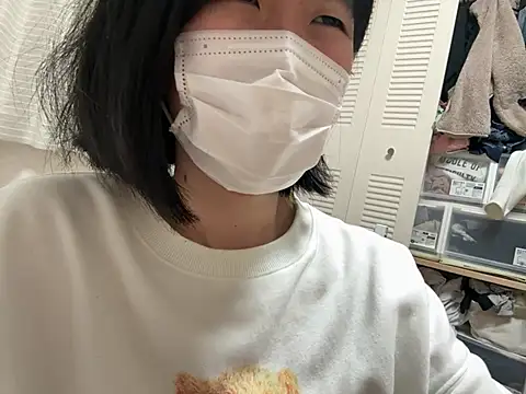 Snapshot of riri_riri_jp chatting on June 12, 2:05 pm riri riri jp online show from June 12, 2:05 pm