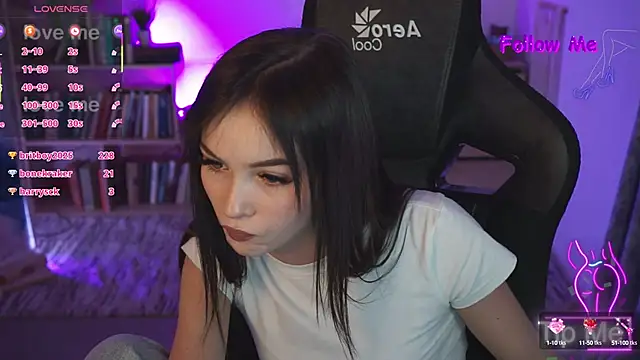 DakotaaJohnnson online show from March 22, 3:09 pm