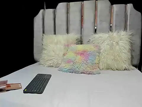 Gletty noa online show from November 3, 7:04 pm