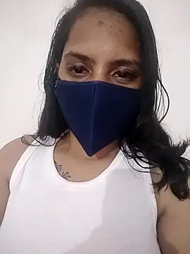 Snapshot of tasty_Chocobaar chatting on December 16, 7:19 pm tasty Chocobaar online show from December 16, 7:19 pm