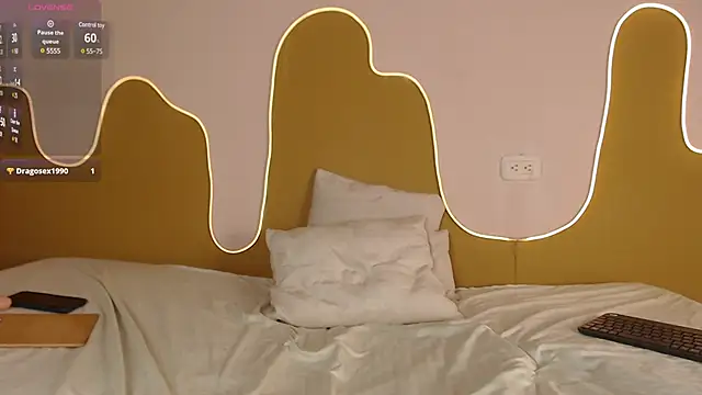 Odeth  online show from February 15, 5:41 am