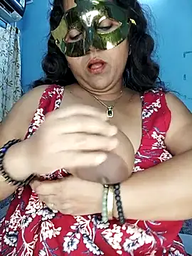 Snapshot of hevensex143 chatting on June 12, 11:31 am hevensex143 online show from June 12, 11:31 am