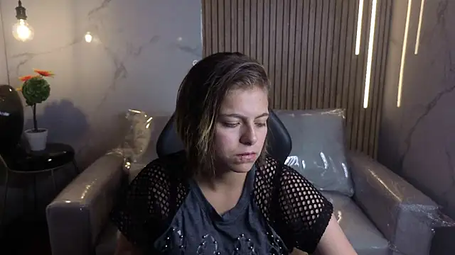 Kitten Cam online show from May 6, 3:35 am
