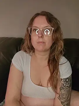 TattedMamaXOXO online show from November 24, 9:03 pm