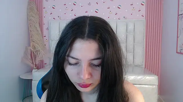 Snapshot of shalon_diaz_s chatting on November 12, 1:00 pm shalon diaz s online show from November 12, 1:00 pm