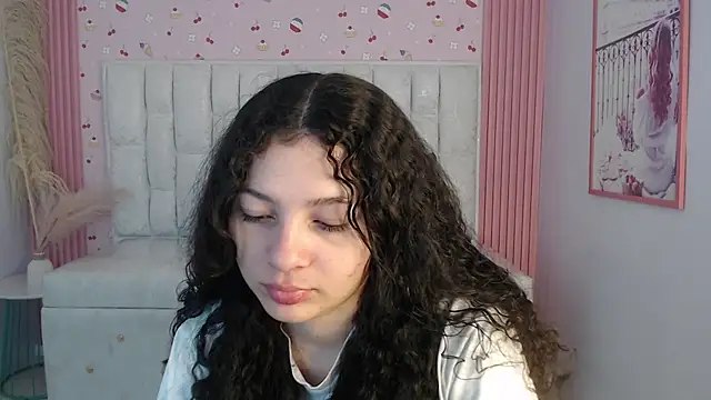 Snapshot of shalon_diaz_s chatting on November 27, 1:13 pm shalon diaz s online show from November 27, 1:13 pm