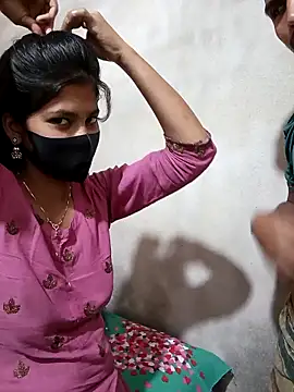 Hot couple 1 online show from March 20, 6:07 am