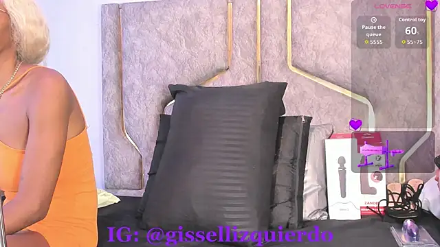 Liincostelloo online show from May 31, 1:25 am