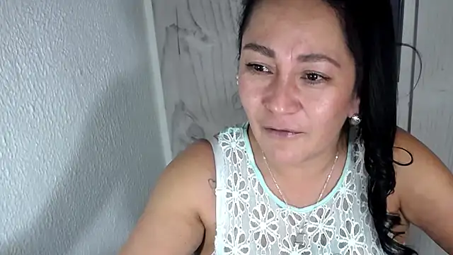 JULIANAWET69 online show from February 28, 3:18 am