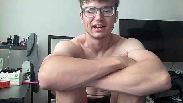 ryan 28747 online show from May 28, 7:00 pm