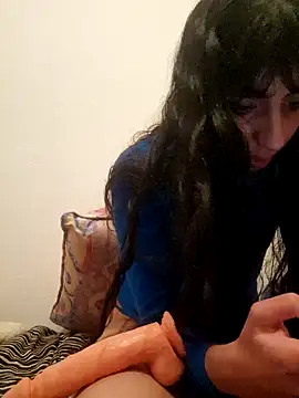 Snapshot of majdolin78 chatting on January 30, 6:54 pm majdolin78 online show from January 30, 6:54 pm