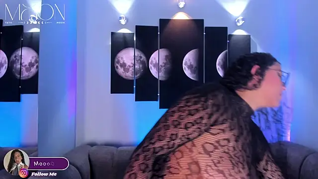 tatii moon online show from October 28, 4:27 am