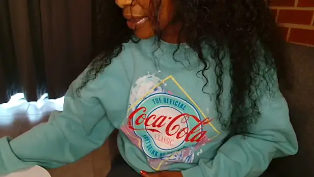 Snapshot of Godessofpleasxa chatting on February 15, 2:03 pm Godessofpleasxa online show from February 15, 2:03 pm