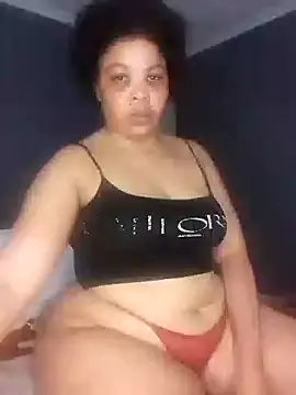 Fattypussyxx online show from December 13, 10:37 pm