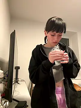 Ciara2004 online show from January 14, 4:45 pm