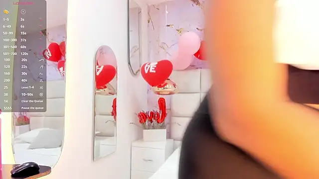 Snapshot of AnthonelaRusso_ chatting on February 20, 3:34 am AnthonelaRusso online show from February 20, 3:34 am