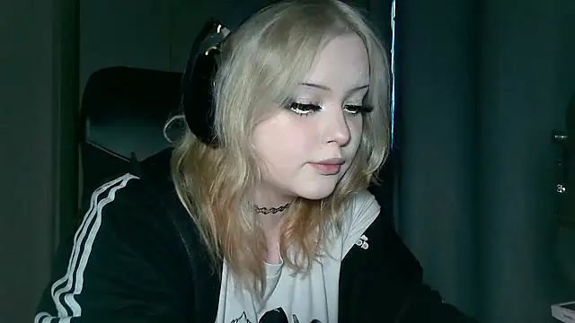 Electro doll online show from February 10, 1:11 pm