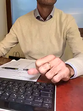 AvvocatoPorco online show from October 14, 10:05 am