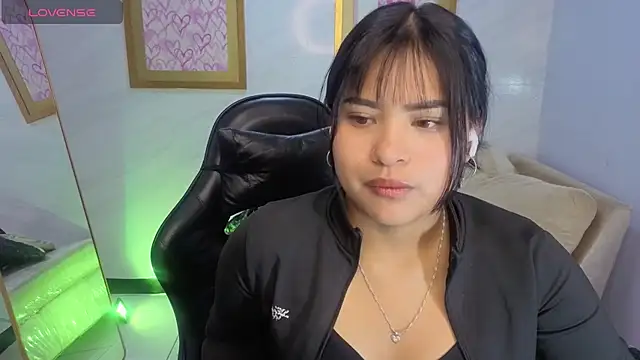 Paulette v online show from February 23, 1:08 pm