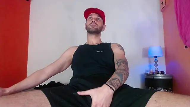 Cristian white online show from February 10, 8:46 pm