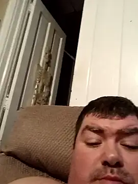 Snapshot of Rcraigue4 chatting on October 19, 10:49 am Rcraigue4 online show from October 19, 10:49 am