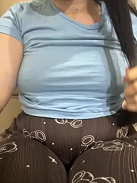 Snapshot of haskadin chatting on February 23, 9:01 pm haskadin online show from February 23, 9:01 pm