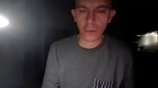 Snapshot of Masterclassyfeet chatting on February 11, 12:06 am Masterclassyfeet online show from February 11, 12:06 am