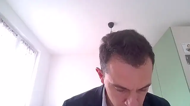 Snapshot of Masterclassyfeet chatting on March 12, 10:05 am Masterclassyfeet online show from March 12, 10:05 am