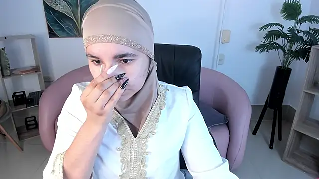 Ayha khalaf online show from October 24, 1:13 am