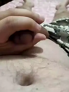 Snapshot of ALEX19833 chatting on January 23, 11:58 am ALEX19833 online show from January 23, 11:58 am