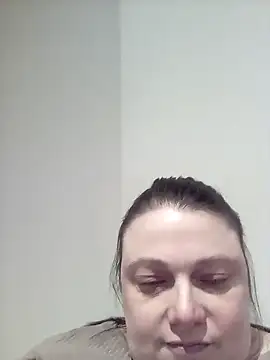 HotHornyEmmaX online show from January 20, 4:55 pm