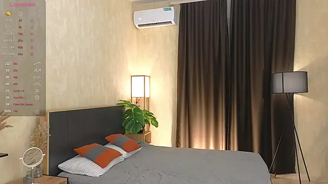 Snapshot of beatrishaa chatting on February 7, 3:19 pm beatrishaa online show from February 7, 3:19 pm