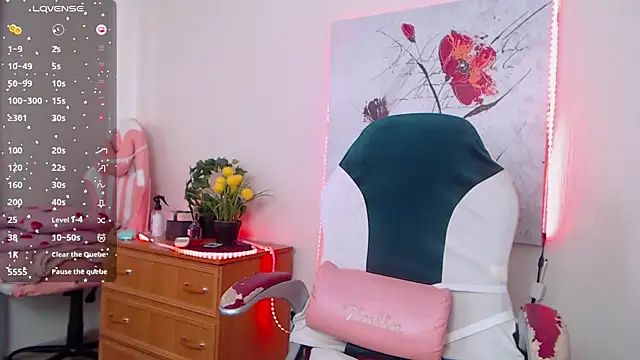 Snapshot of MarthaSimons chatting on July 7, 4:15 am MarthaSimons online show from July 7, 4:15 am