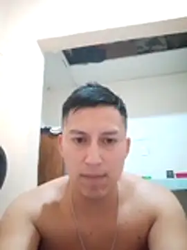 LuisMex1998 online show from October 29, 8:05 am