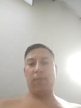 LuisMex1998 online show from February 14, 8:00 am