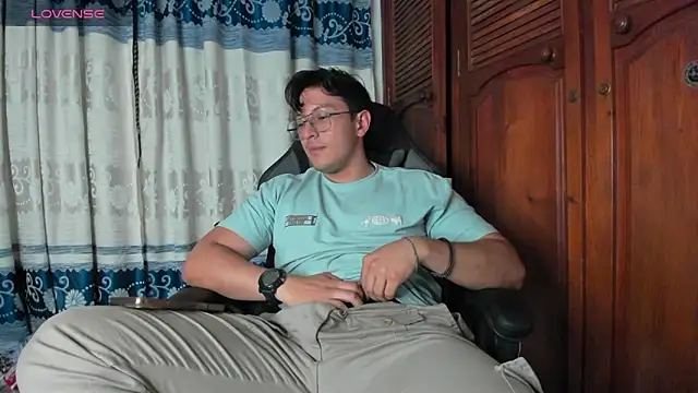 Amon  ashford online show from March 18, 1:53 am