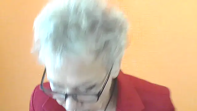 NessyJenixs online show from October 22, 7:08 am