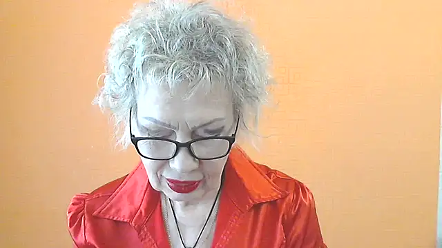 Snapshot of NessyJenixs chatting on May 21, 7:15 am NessyJenixs online show from May 21, 7:15 am