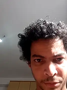 Snapshot of cingonduro chatting on January 29, 10:37 am cingonduro online show from January 29, 10:37 am