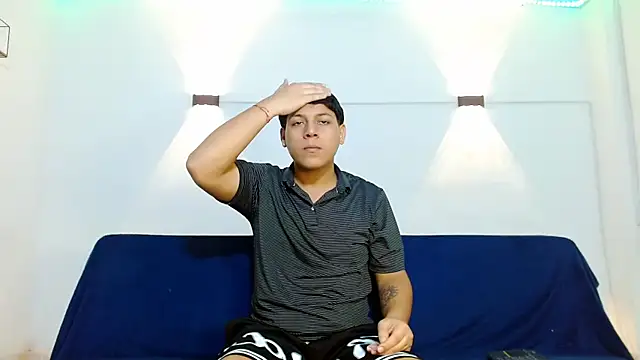 Tylerdrdn online show from December 13, 9:31 pm