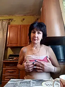 Snapshot of Laura_Kiss chatting on January 3, 10:41 am Laura Kiss online show from January 3, 10:41 am