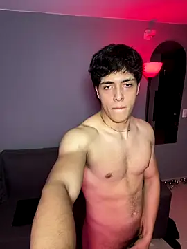 Snapshot of max_ryderr chatting on October 29, 6:59 am max ryderr online show from October 29, 6:59 am