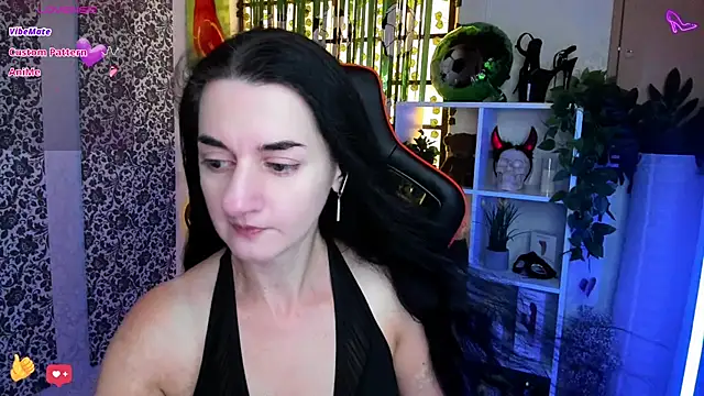 Snapshot of JessicaAlfo chatting on July 24, 2:31 am JessicaAlfo online show from July 24, 2:31 am