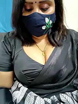 Queenflowerr online show from February 22, 4:05 pm