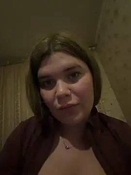 Snapshot of ella_zzz chatting on May 10, 8:58 pm ella zzz online show from May 10, 8:58 pm
